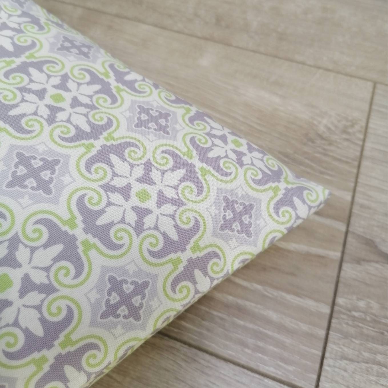 Housse de Coussin 40x40 cm Coton Mauve et Vert Collection Garden