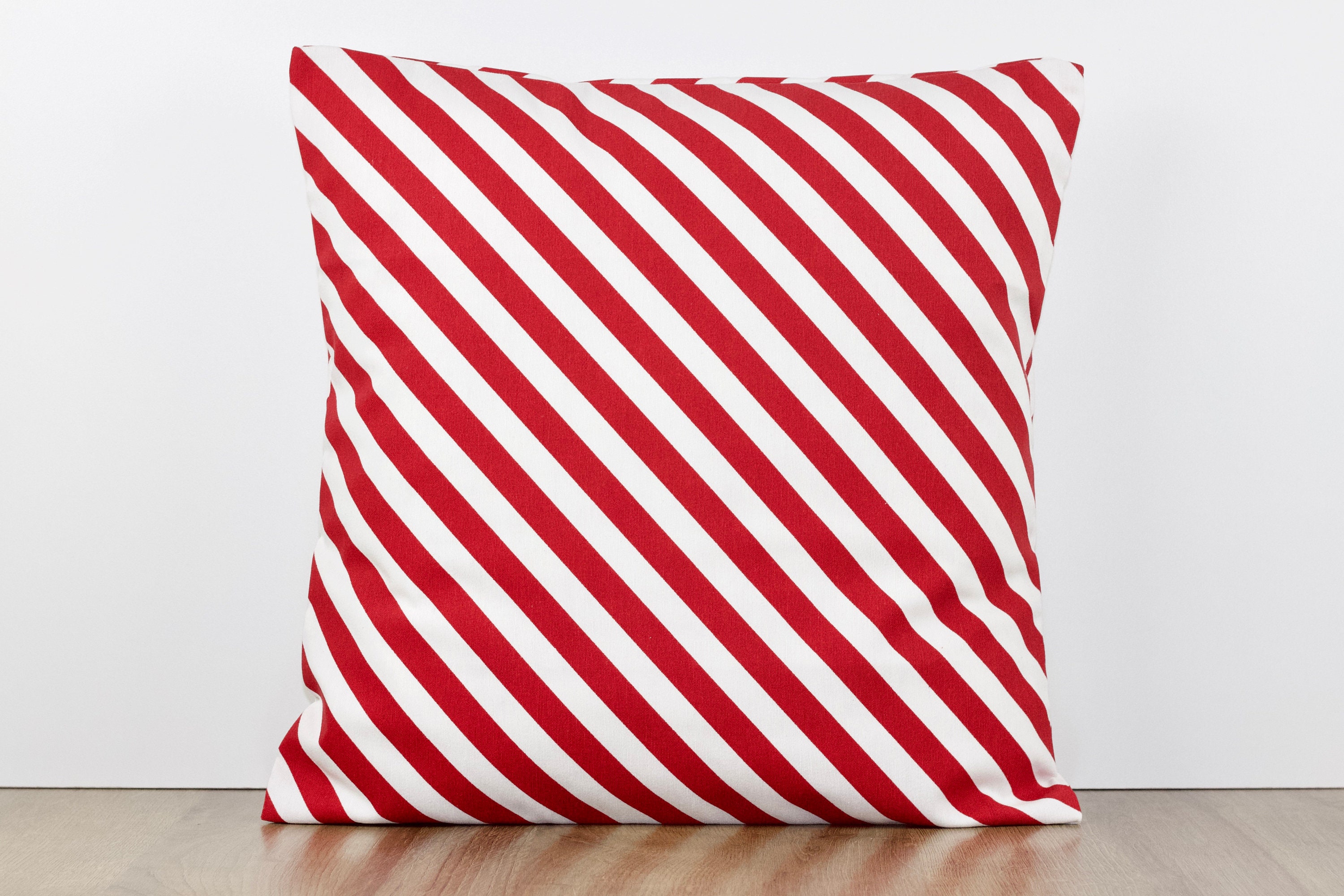 Housse de Coussin 40x40 cm Tissu Ottoman Rayures Diagonales Rouge/Blanc Oeko-Tex