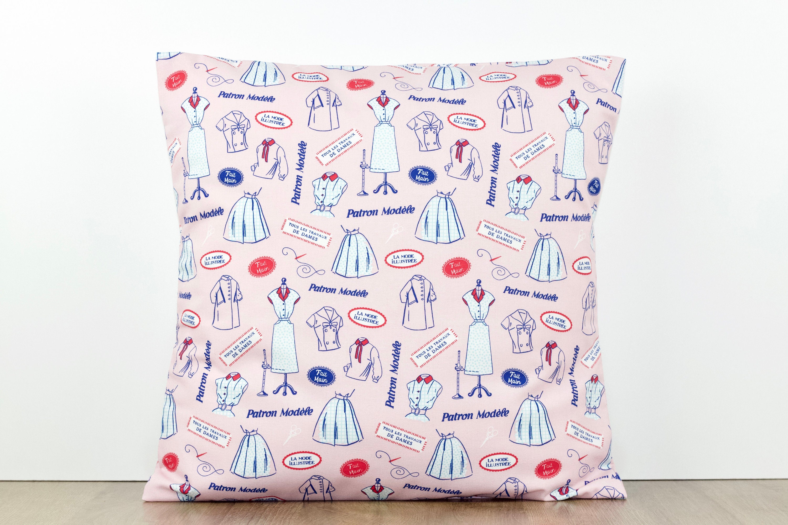 Housse de Coussin 40x40 cm Tissu Rose Patron Mode