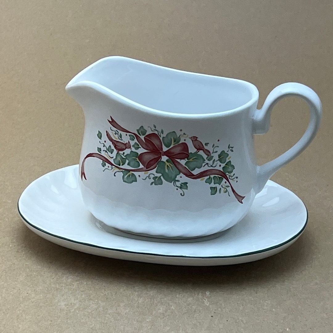 Corelle Callaway Holiday Gravy Boat & Underplate Callaway Etsy