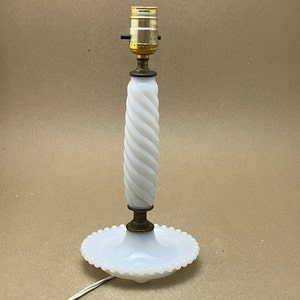 Vintage Swirled Milk Glass Hobnail  Bedside Lamp, Milk Glass Accent Lamp, Swirled Milk Glass Bed Lamp, Farmhouse Cottage Shabby Style Lamp