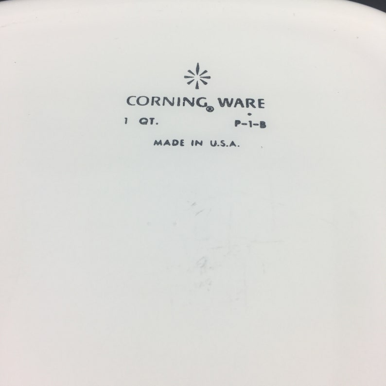 Vintage Cornflower Corning Ware Casserole Dish P 1 B with Lid A7C Vintage Corning Ware P1B Casserole A7C Pyrex Lid Vintage Cornflower