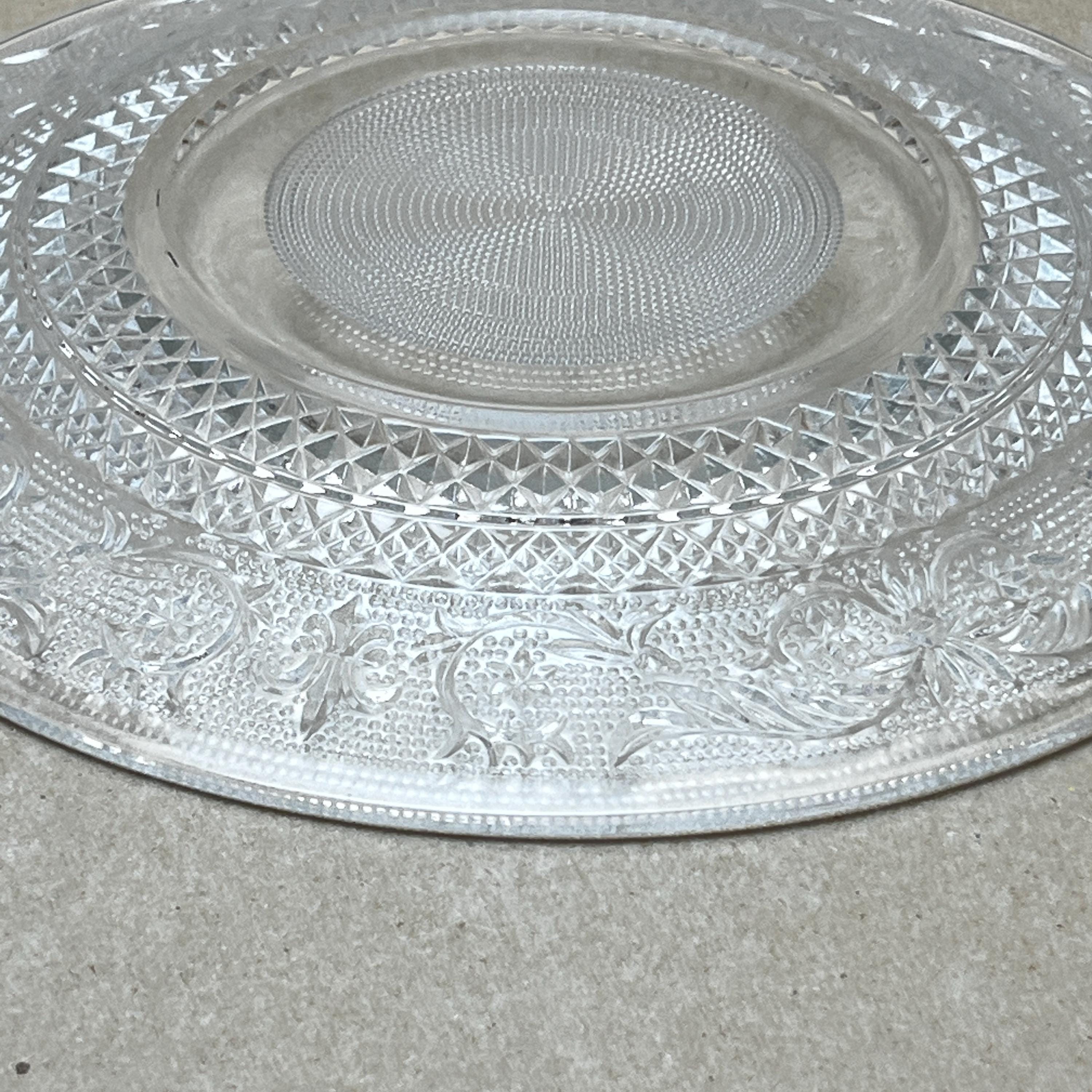 KIG Crystal Clear Trellis Pattern Sandwich Glass 10 Inch