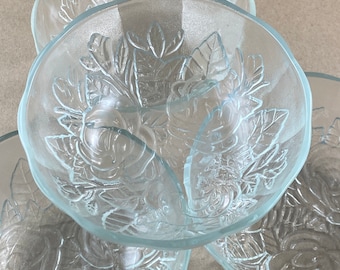Pasari Livia Rose Textured Rim Crystal Dessert Bowl Set of 4