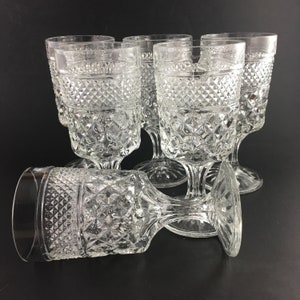 Set of 4 Vintage Crystal Stemmed Heavy Wine Goblets/drinking Glasses Mid  Century 7.5 Inches Tall Anchor Hocking 