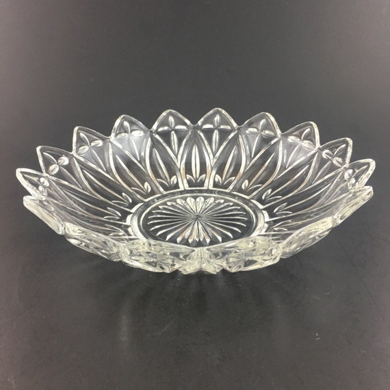 Federal Glass Clear Glass Flower Petal Bowl/ Flower Petal Etsy