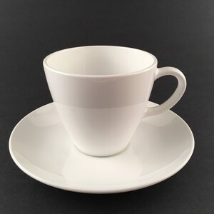 &quot;Das Angebot beinhaltet &quot;&quot;Corning Centura&quot;&quot; Sammeltasse mit Untertasse.&quot;