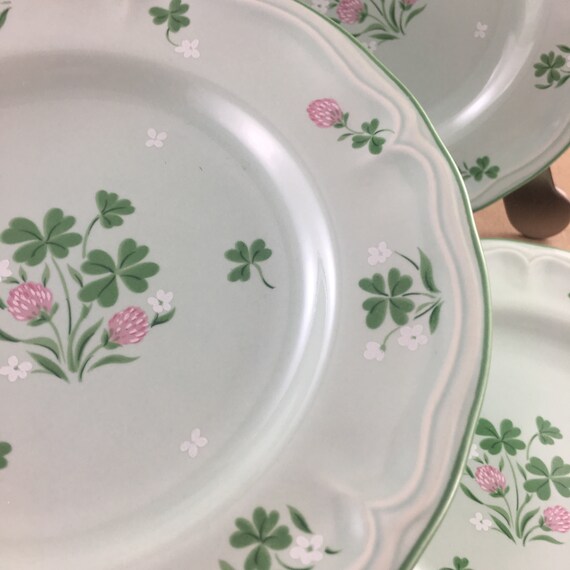 Yamaka Dinnerware Green Vintage Auberge Green Yamaka Salad Dessert Set 4 Yamaka China Japan Oven to Table to Dishwasher Dinnerware