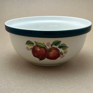 China Pearl Apple Mixing Bowl: Country Kitchen Decor, 7&quot;