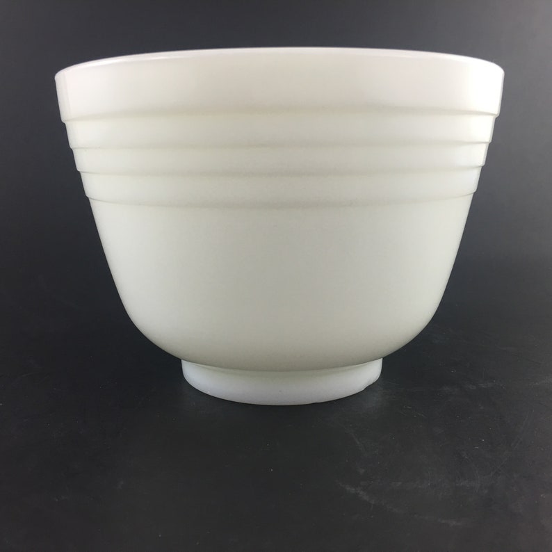 Vintage Mixing Bowl Batter Bowl White Milk Glass Milk Glass Etsy