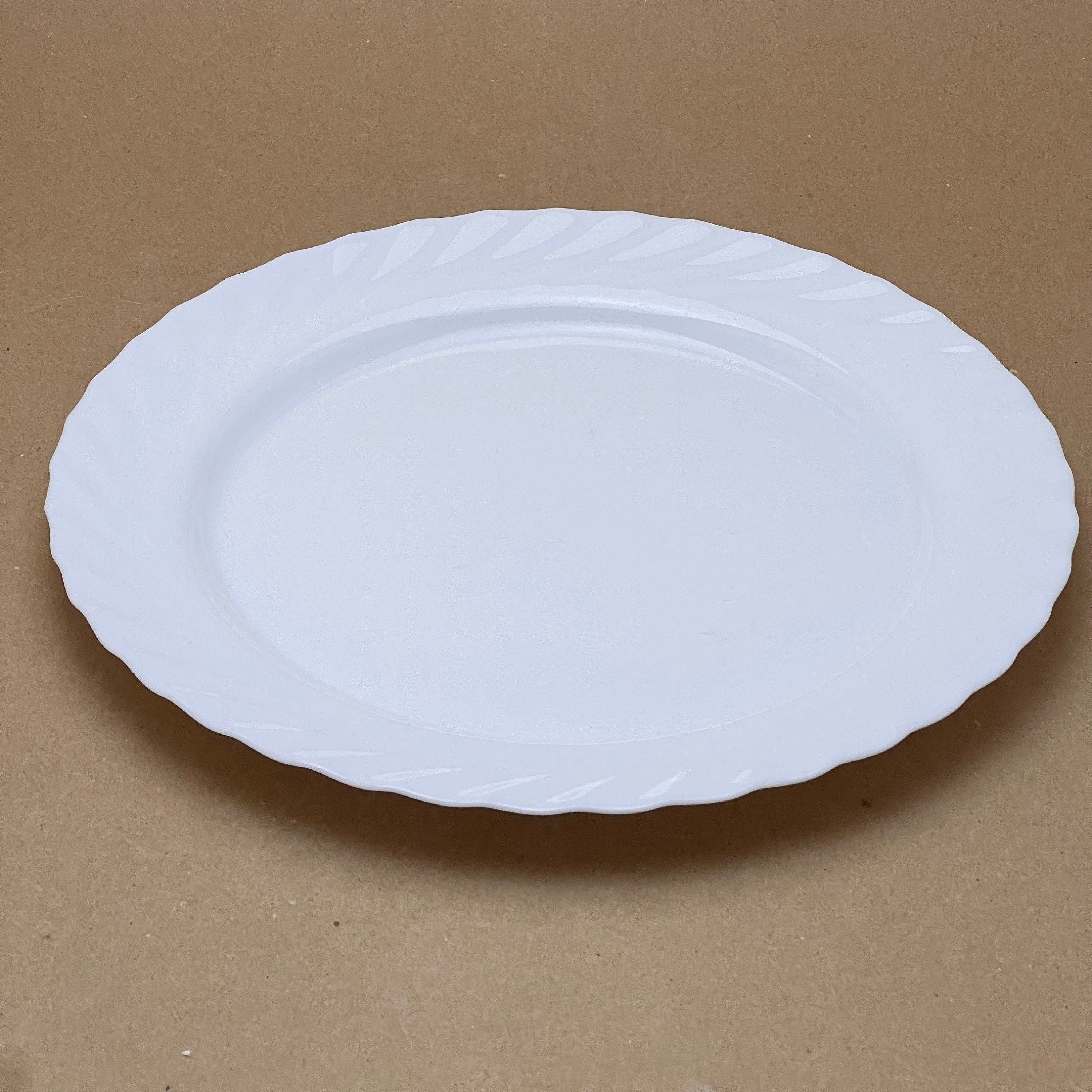 アルコパル　パーティープレートセット Arcopal plates - Etsy 日本