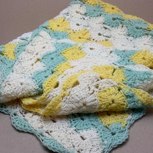 Vintage Crochet Baby Blanket: Shell Stitch, Soft White, Yellow & Mint