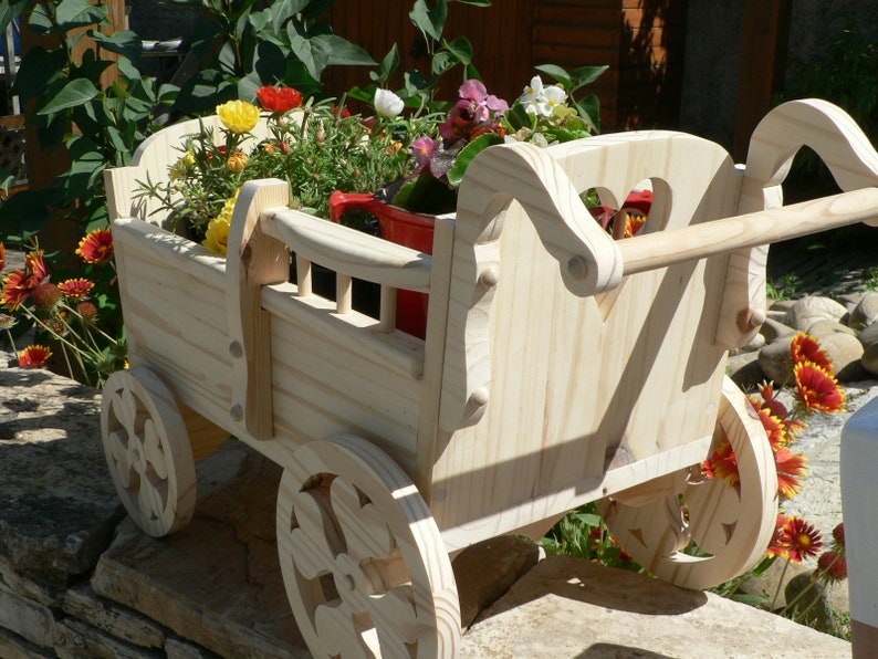 Handmade wooden pram for garden decoration, baptism, sugared almonds. image 8