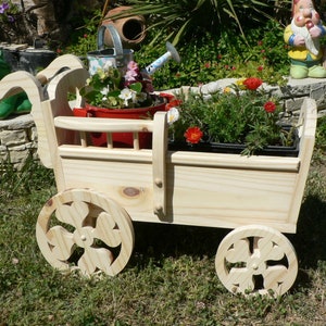 Handmade wooden pram for garden decoration, baptism, sugared almonds. image 5