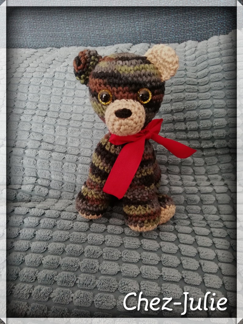 Teddy the little crochet teddy bear