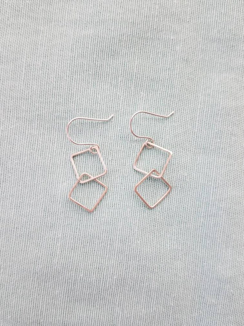 Silver Square Dangles Square Everyday Earrings Metal Wedding Jewelry Hammered Silver Earrings Silver Square Wire Dangle Earrings