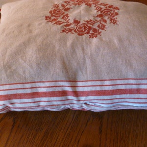 Pillows, decorative cushions image 2