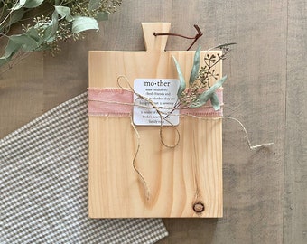 Small Farmhouse Bread Board // Mini Charcuterie Board // Cheese Tray // Date Night Valentines Gift // Mother's Day Gift