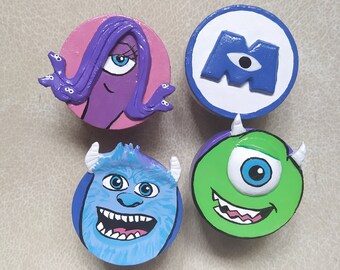 Set van 4 Monster ladeknoppen/knoppen/handgrepen voor kinderen, gemaakt van hout en flexibel koud porselein, handgeschilderd