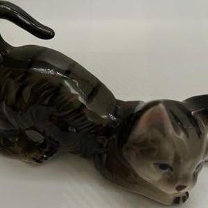 Ceramic Cat figure