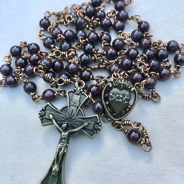 Garnet Rosary Unbreakable Wire Wrap Closed Link Sturdy Roman Catholic Rosary RCIA Sponsor Godparent Catechumen Gift Rosary With Pouch