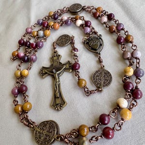 Unbreakable Rosary Wire Wrapped Mookaite Jasper Sacred Heart Saint Benedict Medal Rosary Joining the Catholic Church Gift