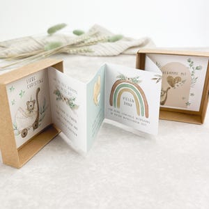 Geschenk Hebamme | Aufmerksamkeit und Dankeschön | Geschenkbox aus Kraftpapier mit Leporello | personalisierbar | Serie: AQUARELLTIERE