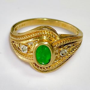 Vintage 10k Columbian Emerald Diamond Ring 3.5g