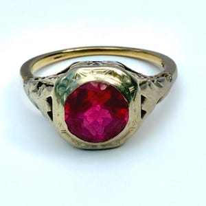 14k Art Nouveau Natural 1ct Ruby Ring 3g