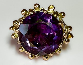 14k Art Nouveau Egyptian 9 ct Sapphire Ring 7.3g