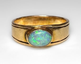 Vintage Mid Century 14k Australian Opal Ring 4g