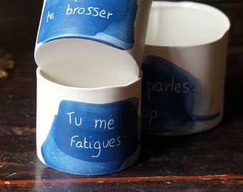 Töpfe mit anpassbarem Text