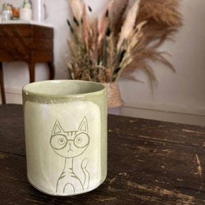 animal drawing mugs chat lunettes