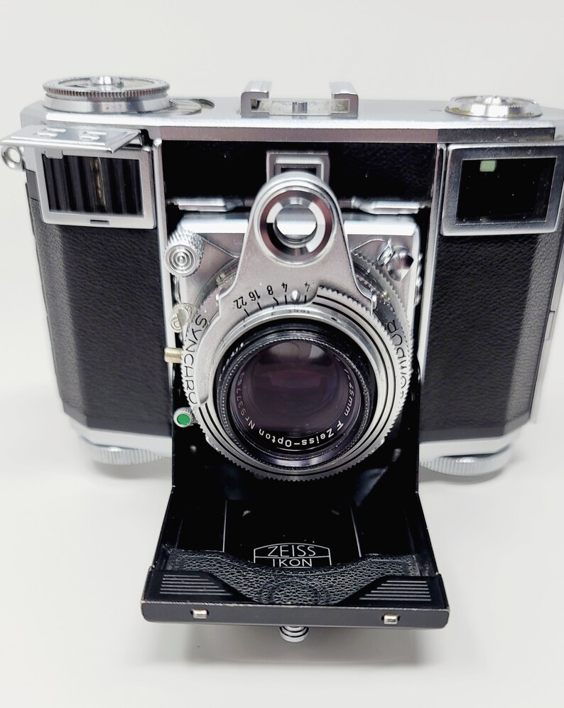 Zeiss Ikon Contessa V2 Circa 1954 35mm Camera Etsy
