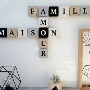 Lettre scrabble, lettre en bois, décoration murale, style scandinave, décoration design, couleur bois noir beige taupe , modèle Sophie image 6