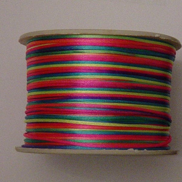 5 mètres de fil en polyester multicolore flashantes 1 mm