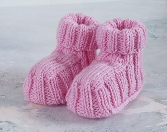 Knitted pink baby shoes for girls – size 3-6 months, booties made of 100% wool, gift for birth or baby shower