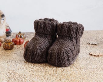 Hand-knitted brown baby booties made of wool & alpaca, 0-3 months – Soft booties for warm baby feet