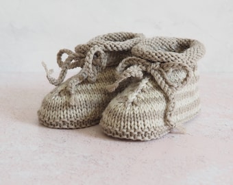 Lightweight, beige striped baby shoes made from cuddly baby wool | Hand-knitted for 3-6 months | Soft & light for delicate baby feet