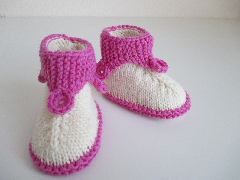 Baby shoes 0-3 months knitted natural and pink model Kobold image 3