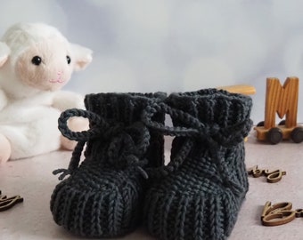 Chaussures bébé gris foncé, 3-6 mois, en laine, tricotées