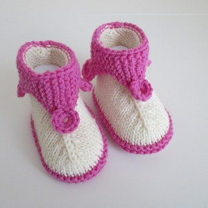 Baby shoes 0-3 months knitted natural and pink model Kobold image 2