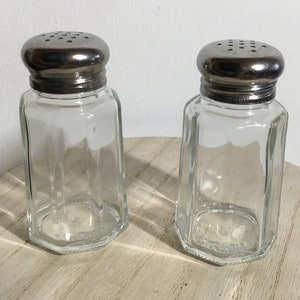Vintage Salt Pepper Shakers Octagon Shaped, Classic Diner Style
