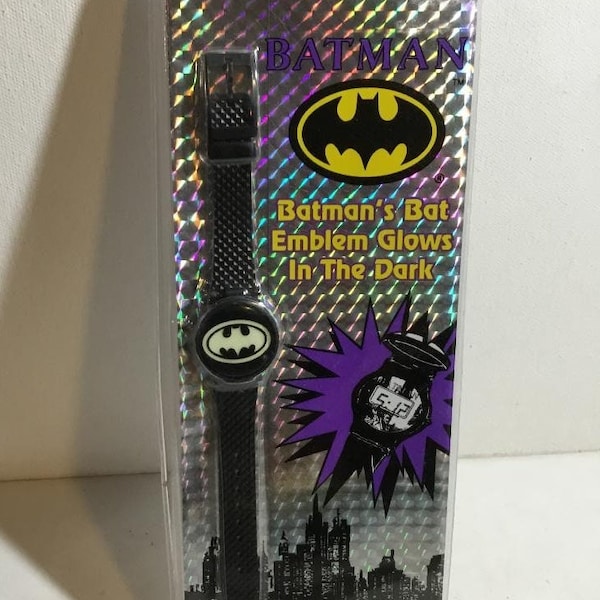 Vintage Batman Quintel Unisex Digital Wrist Watch 1991 DC Comics Inc. Batman's Bat Emblem Glows In The Dark. NEW Sealed Package