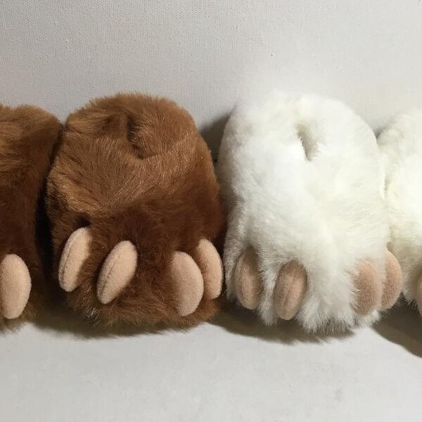 Vintage Carousel Animal Fuzzy Feet Baby Slippers -6 to 12 months - Brand NEW
