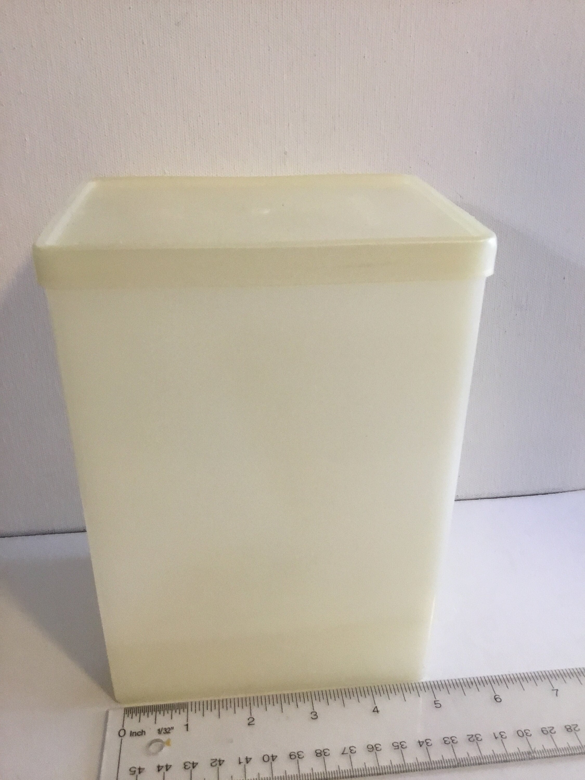 Tupperware Rectangle Clear Container 677-1 677 With Clear Seal 678-1 Vintage