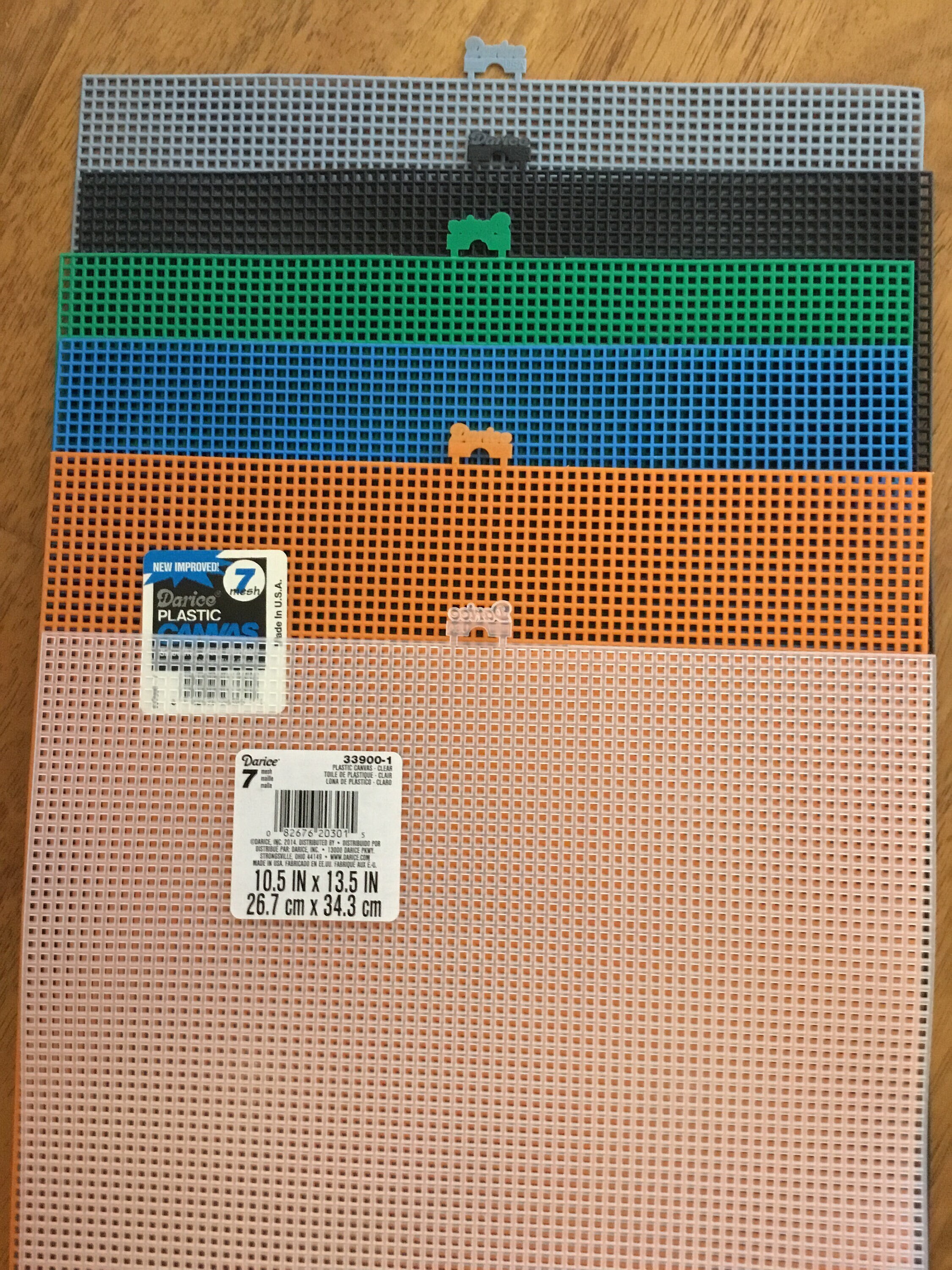 Plastic Canvas Sheets 7 Mesh 10 1 2 x 13 1 2 Diverse Kleuren