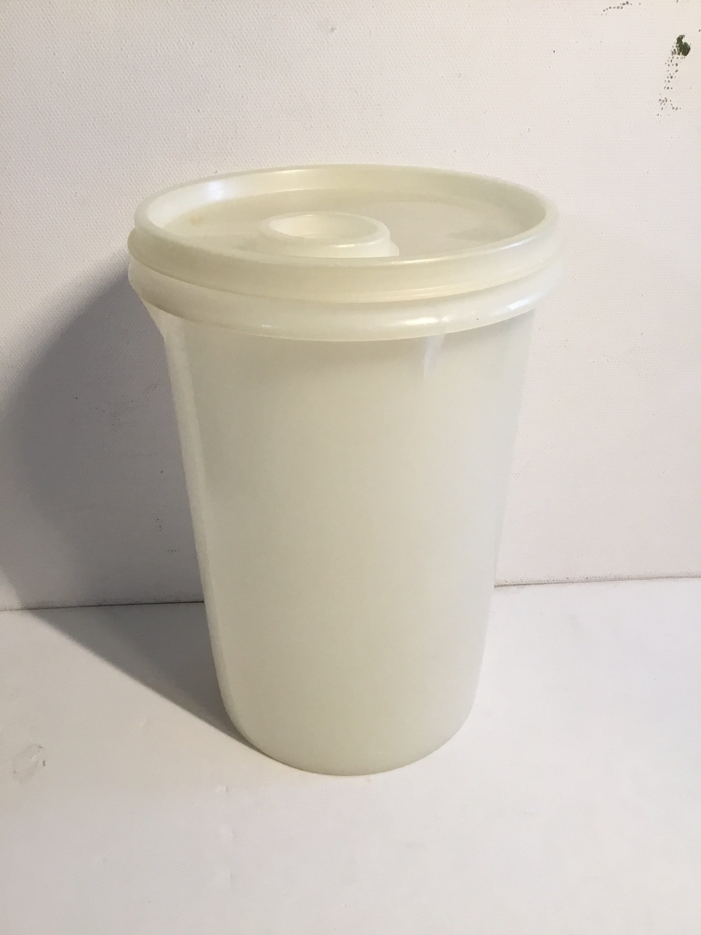 Vintage Rare Tupperware Millionaire Sheer Canister -1955 Handolier