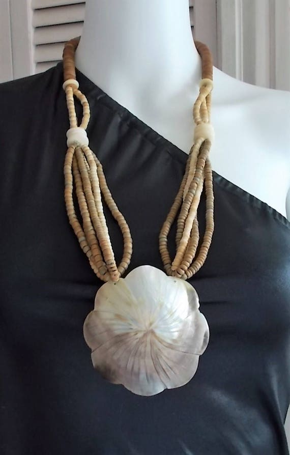 Vintage Mother of Pearl Shell Statement Necklace … - image 10