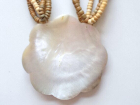 Vintage Mother of Pearl Shell Statement Necklace … - image 4